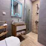 Azur Alegria Luxury With Pool Access Appartamento *