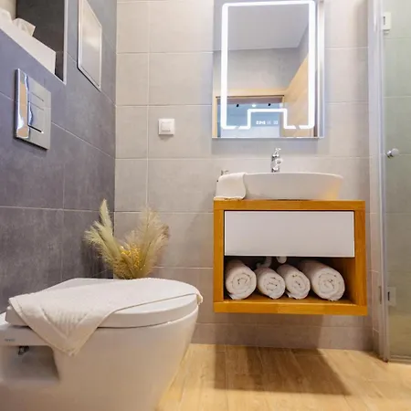 Azur Alegria Luxury With Pool Access Appartamento *