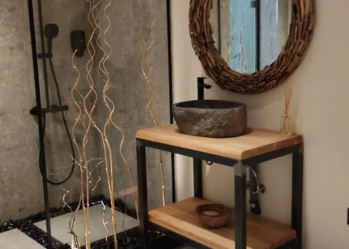 Azur Alegria Luxury With Pool Access Aziz Konstantin ve Elena